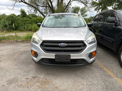 Ingot Silver Metallic 2017 Ford Escape S