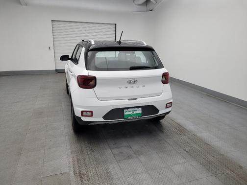 2024 Hyundai VENUE Limited