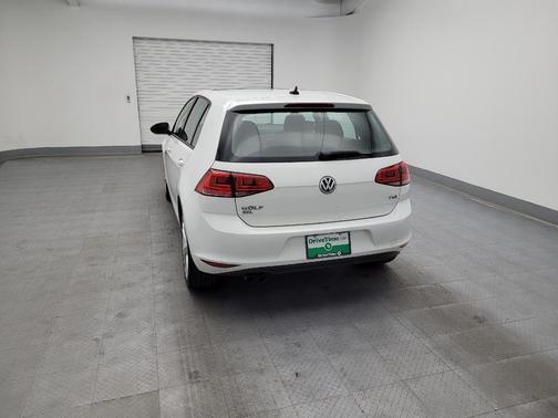 2017 Volkswagen Golf TSI SE 4-Door
