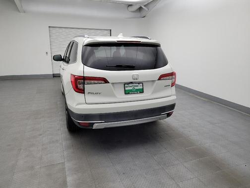 2019 Honda Pilot Touring 8-Passenger