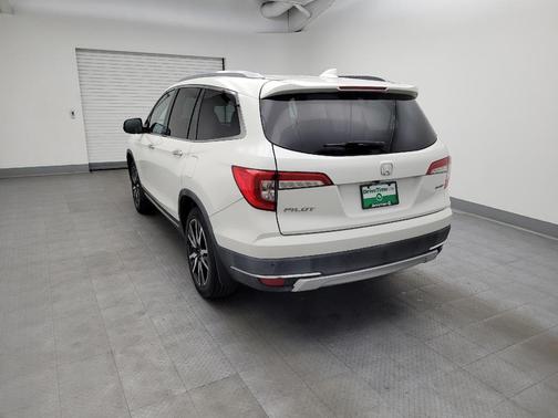 2019 Honda Pilot Touring 8-Passenger