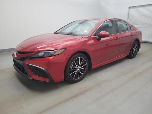 Supersonic Red 2021 Toyota Camry SE