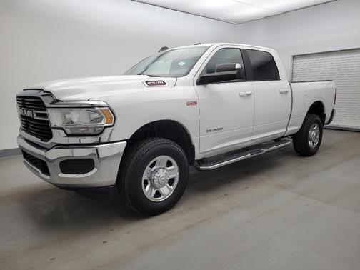 2021 RAM 2500 Big Horn Crew Cab 4x4 6'4' Box