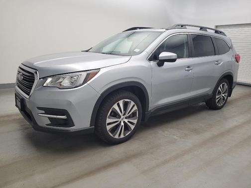 Ice Silver Metallic 2019 Subaru Ascent Premium 7-Passenger