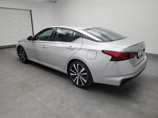 2020 Nissan Altima SR FWD