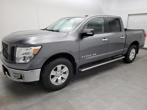 2019 Nissan Titan SV