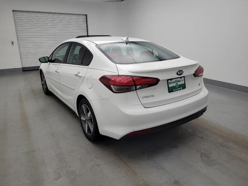 Clear White 2018 Kia Forte S