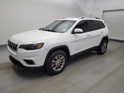 Bright White Clearcoat 2019 Jeep Cherokee Latitude Plus