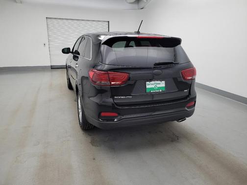 Ebony Black 2019 Kia Sorento L