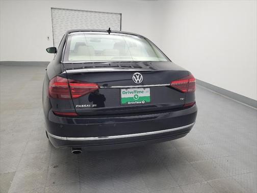 2018 Volkswagen Passat 2.0T SE