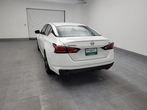 2023 Nissan Altima SR FWD