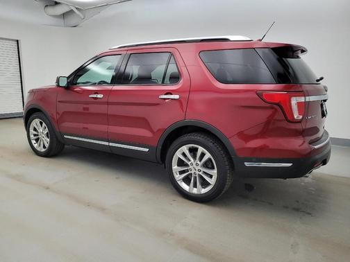 Red 2018 Ford Explorer Limited