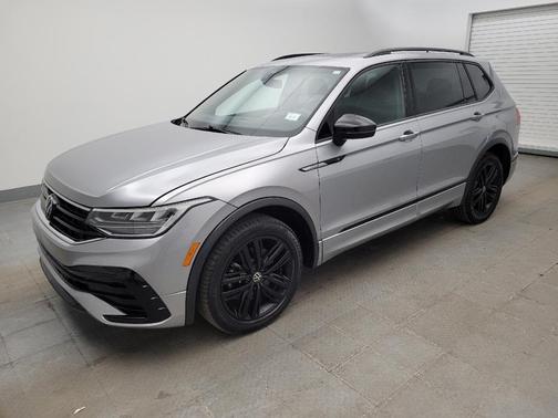 2022 Volkswagen Tiguan 2.0T SE R-Line Black 4MOTION
