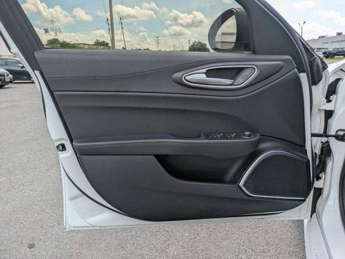 2021 Alfa Romeo Giulia Ti