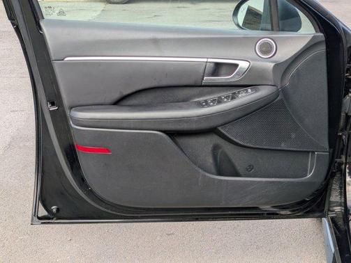 2022 Hyundai SONATA SEL