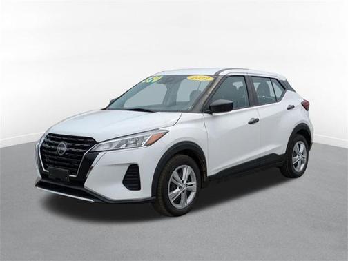 2022 Nissan Kicks S