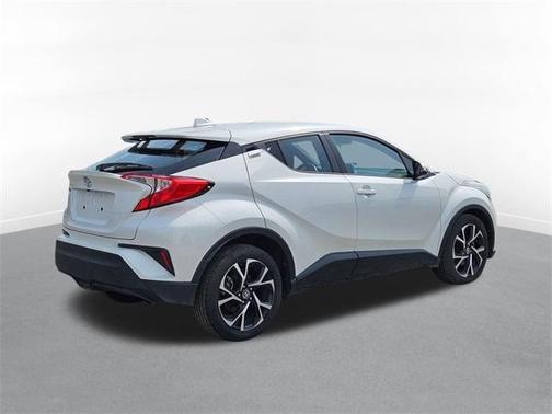 2021 Toyota C-HR XLE