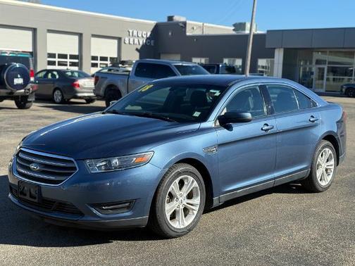 2018 Ford Taurus SEL