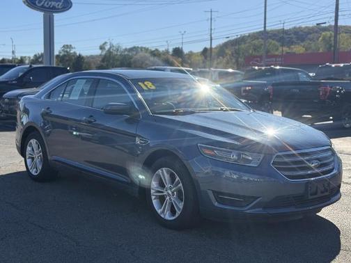 2018 Ford Taurus SEL