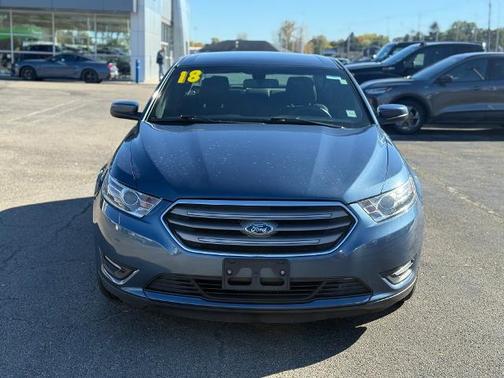 2018 Ford Taurus SEL