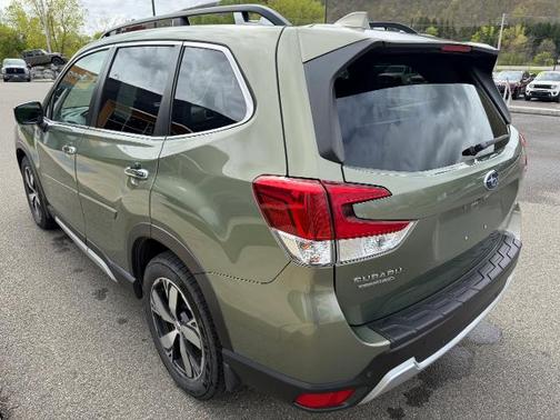 Jasper Green Metallic 2019 Subaru Forester TOURING