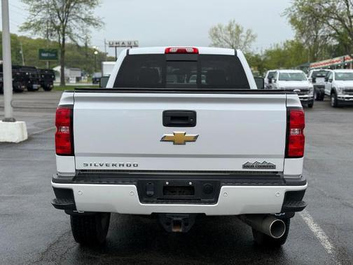 2019 Chevrolet Silverado 2500 HIGH COUNTRY