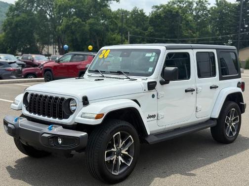 2024 Jeep Wrangler SPORT