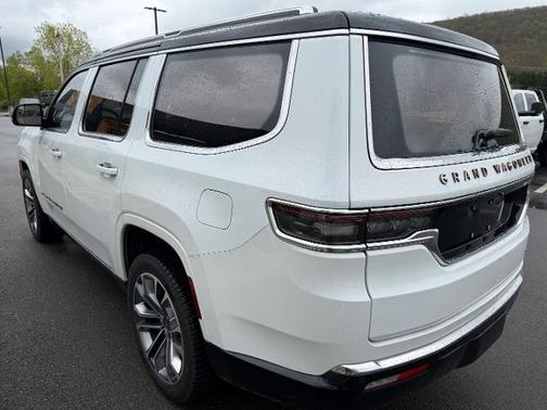 Bright White Clearcoat 2024 Jeep Grand Wagoneer SERIES III