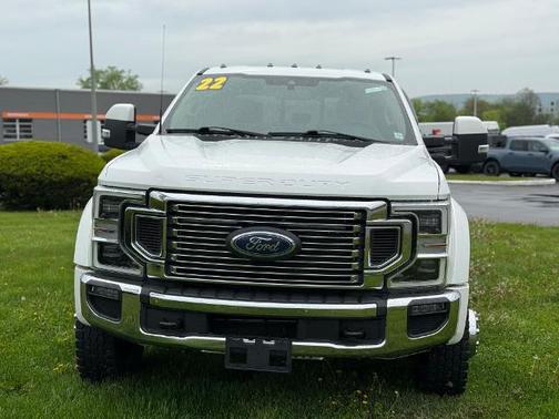 2022 Ford F-450 LARIAT DRW