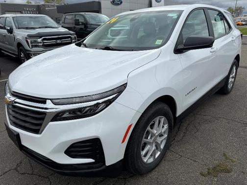 Summit White 2024 Chevrolet Equinox LS