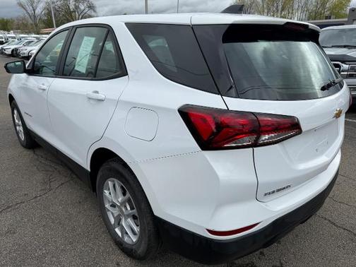 Summit White 2024 Chevrolet Equinox LS