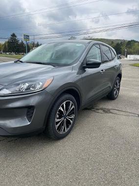 CARBONIZED GRAY 2022 Ford Escape SE
