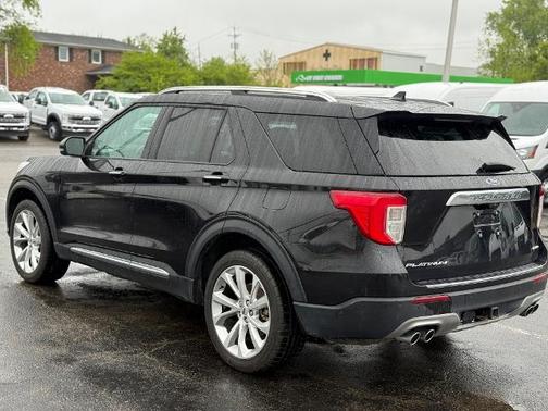 2022 Ford Explorer PLATINUM