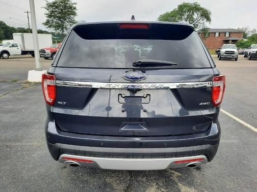 SMOKED QUARTZ MET TINTED CC 2017 Ford Explorer XLT