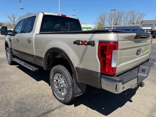 WHITE GOLD 2017 Ford F-250 LARIAT