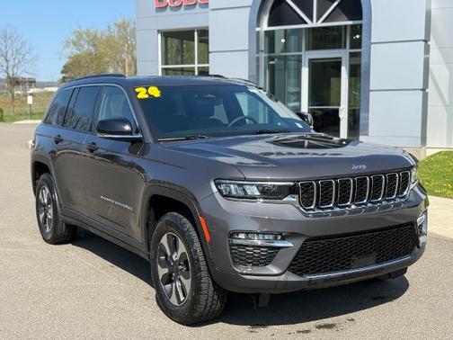 2024 Jeep Grand Cherokee BASE