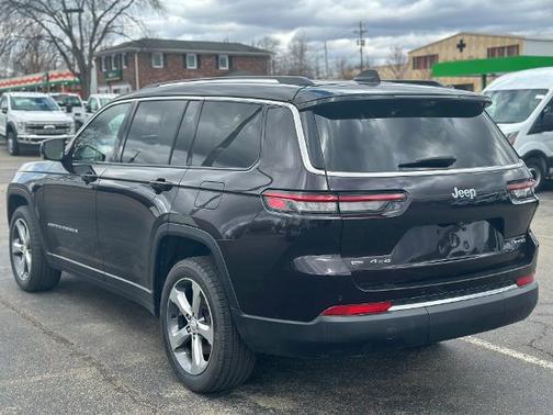 2022 Jeep Grand Cherokee LIMITED