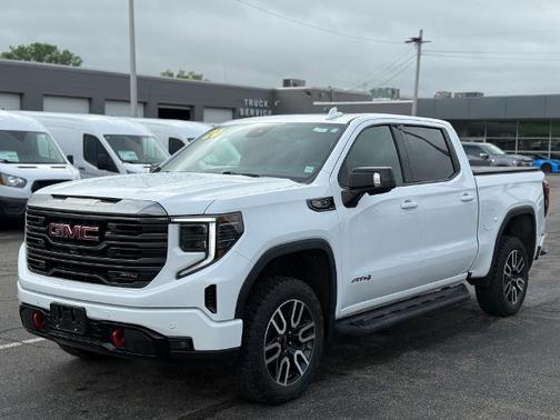 2024 GMC Sierra 1500 AT4