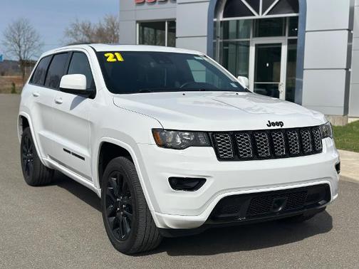 2021 Jeep Grand Cherokee LAREDO