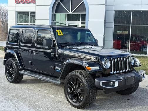 2021 Jeep Wrangler Unlimited SAHARA
