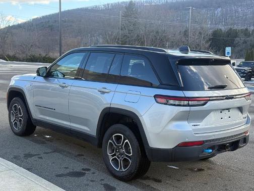 2023 Jeep Grand Cherokee TRAILHAWK