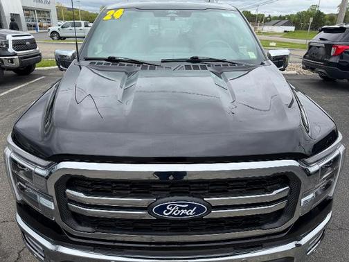 AGATE BLACK METALLIC 2024 Ford F-150 LARIAT