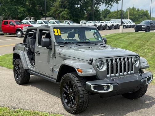 2021 Jeep Wrangler Unlimited SAHARA