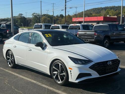 2022 Hyundai SONATA SEL PLUS