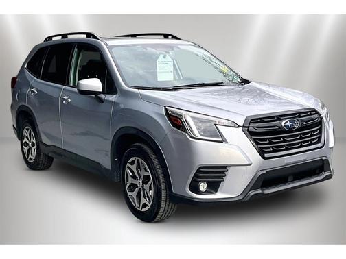Ice Silver Metallic 2024 Subaru Forester Premium