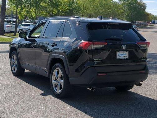 2021 Toyota RAV4 Hybrid XLE Premium
