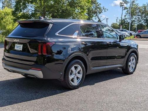 Black 2024 Kia Sorento LX