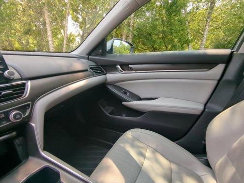 2019 Honda Accord EX-L 2.0T