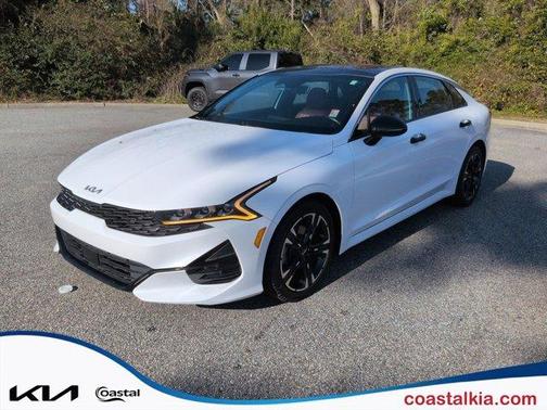 2022 Kia K5 GT-Line