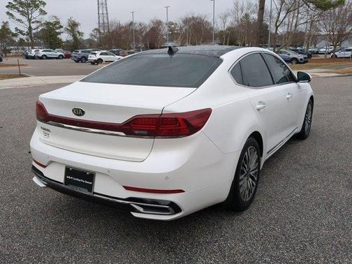 2020 Kia Cadenza Technology